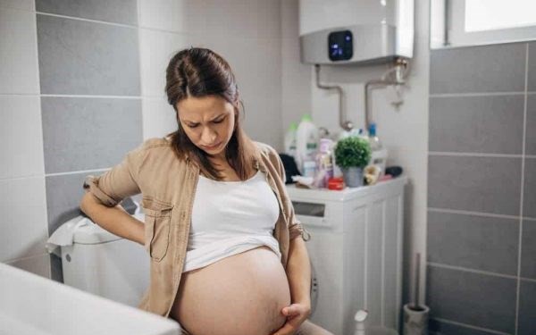 4 cách để cải thiện tình trạng táo bón khi mang thai