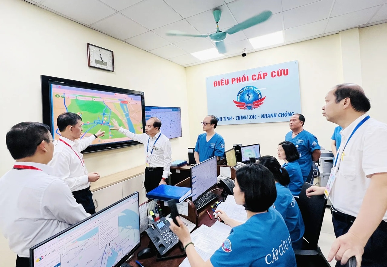 Trung tâm 115 duy trì chế độ trực cao nhất trong dịp bầu cử- Ảnh 1.