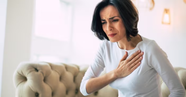 5 thói quen hàng ngày âm thầm gây hại tim mạch