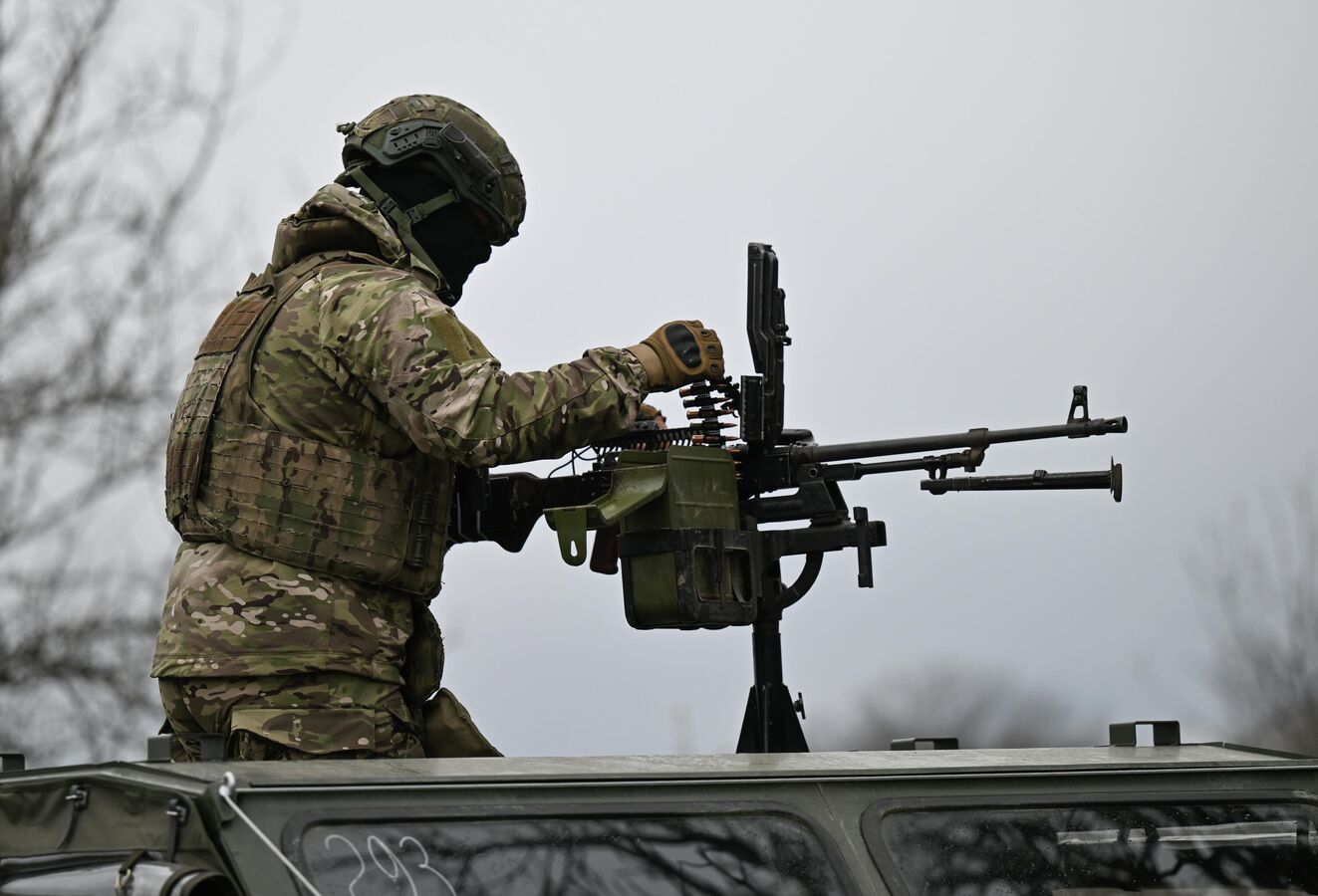 Nga tuyên bố kiểm soát hoàn toàn Lugansk- Ảnh 1.
