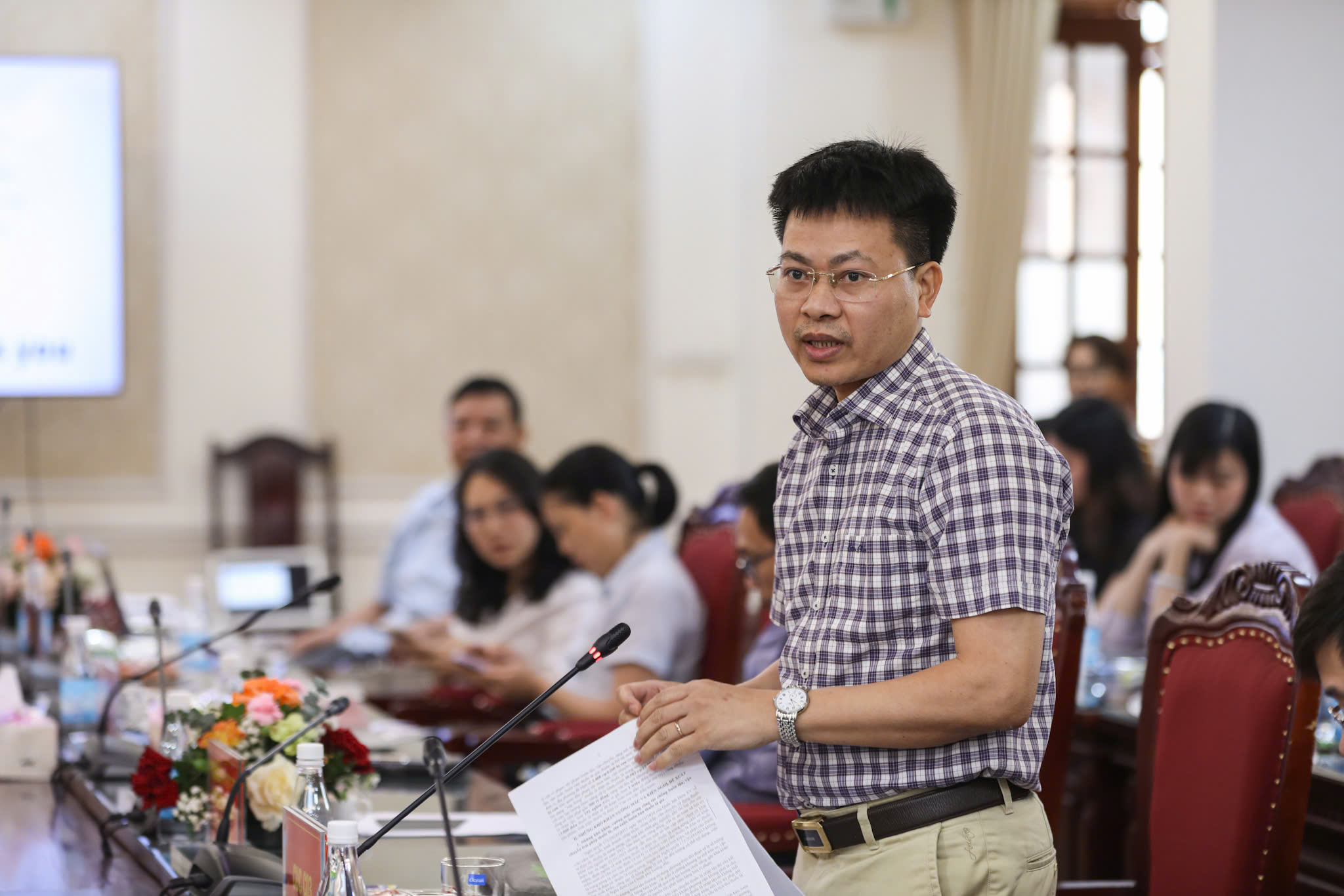 Đề xuất tăng nặng mức xử phạt, siết khâu bán lẻ để chặn thuốc lá lậu- Ảnh 6.