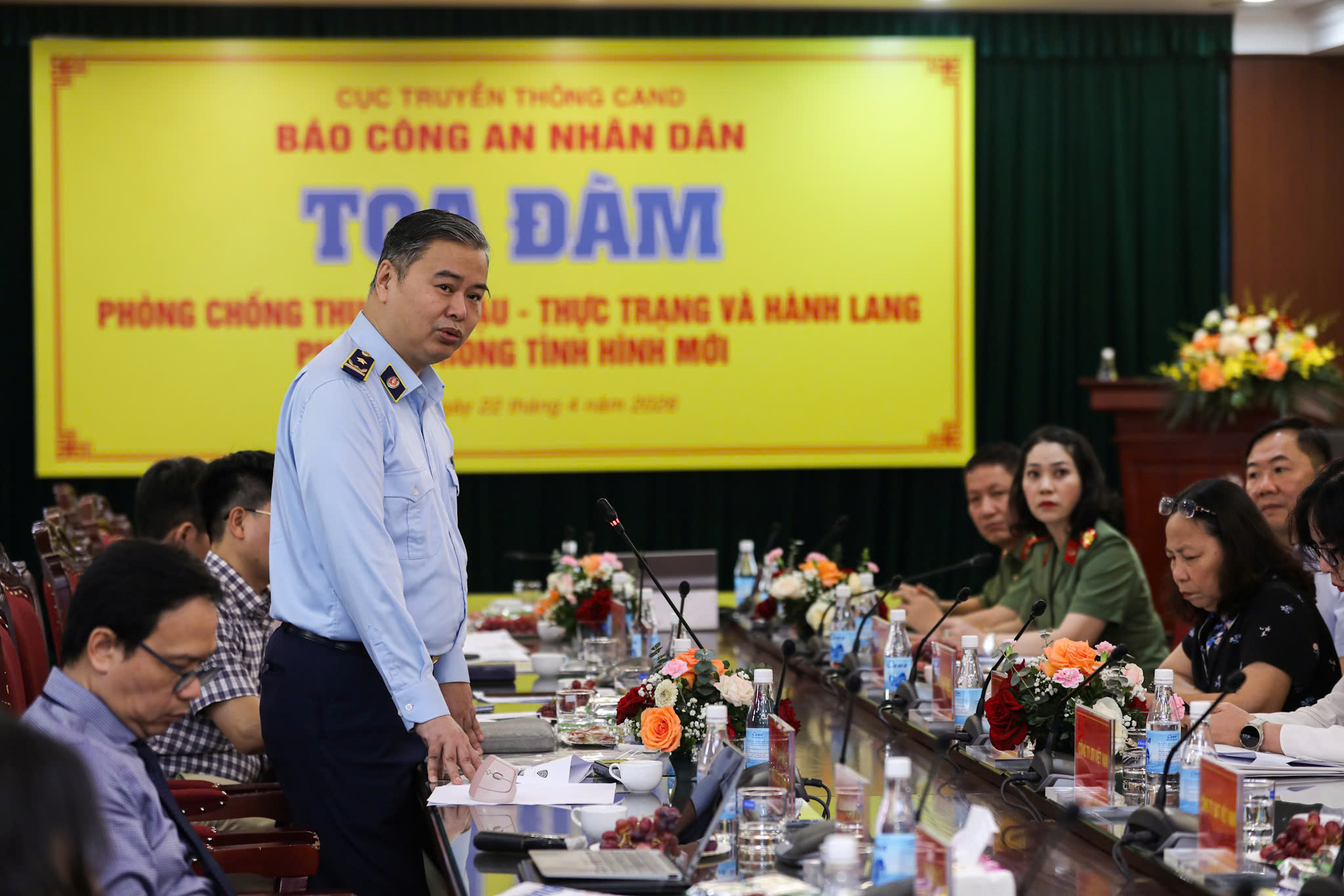 Đề xuất tăng nặng mức xử phạt, siết khâu bán lẻ để chặn thuốc lá lậu- Ảnh 5.