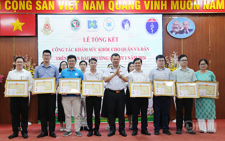 Tri ân những tấm lòng vì biển, đảo- Ảnh 9.