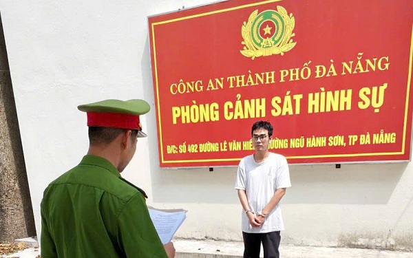 Bắt tạm giam Mai Thành Trung SN 2000 về tội cưỡng dâm