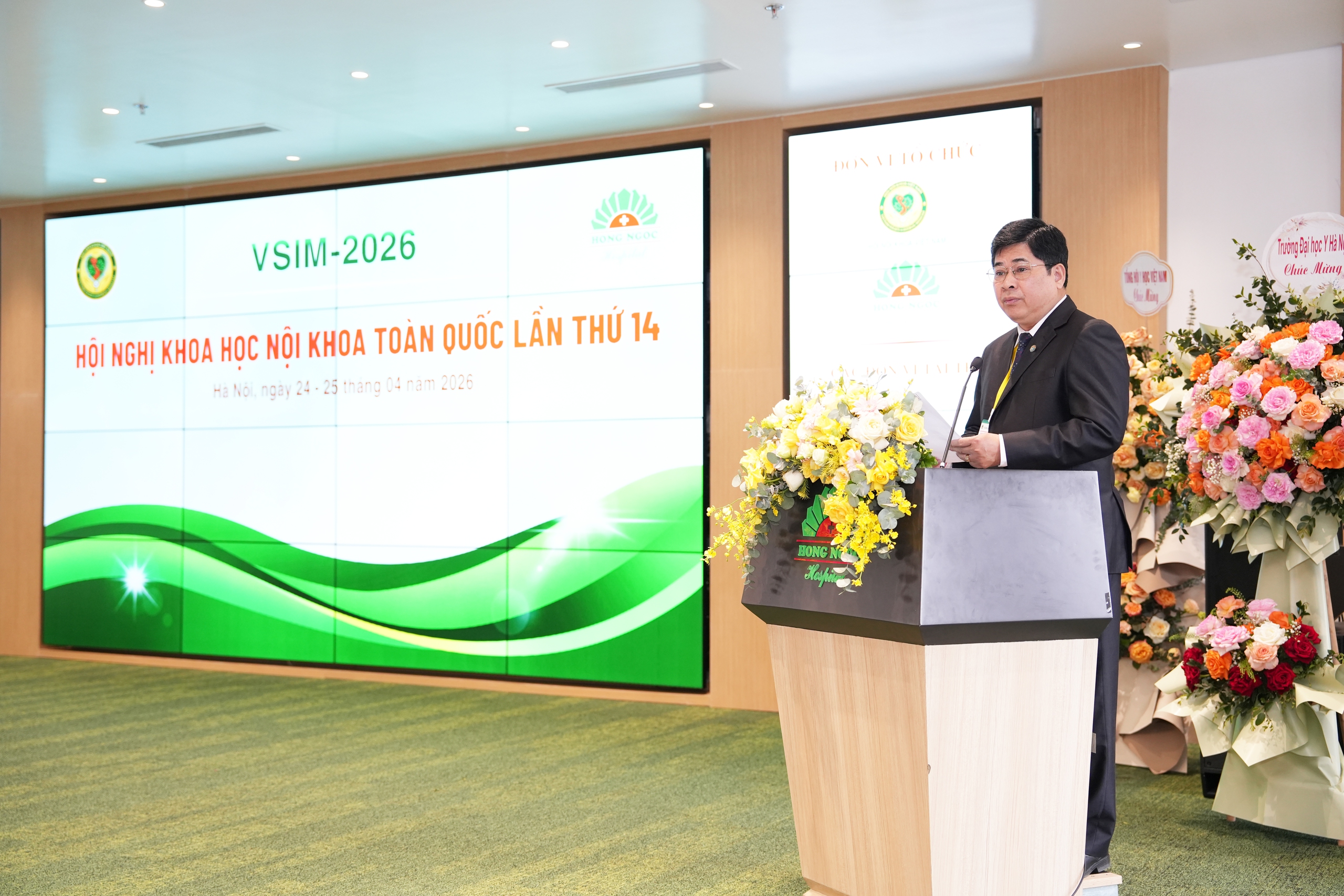 Hội nghị khoa học Nội khoa toàn quốc lần thứ 14 vừa diễn ra tại BVĐK Hồng Ngọc- Ảnh 2.