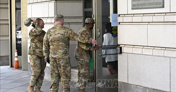 Nghi phạm nổ súng tại dạ tiệc bị truy tố tội mưu sát Tổng thống Donald Trump