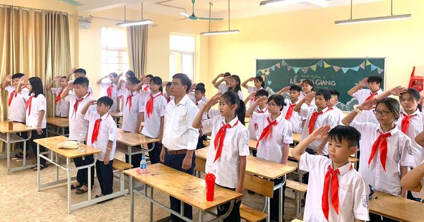 Quyền lợi của giáo viên dạy trẻ khuyết tật tại nhiều trường ở Hà Nội đang bị ‘bỏ quên’ ?