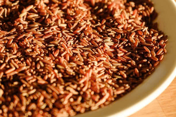 Gạo lứt có thực sự tốt hơn gạo trắng để giảm cân?- Ảnh 1.