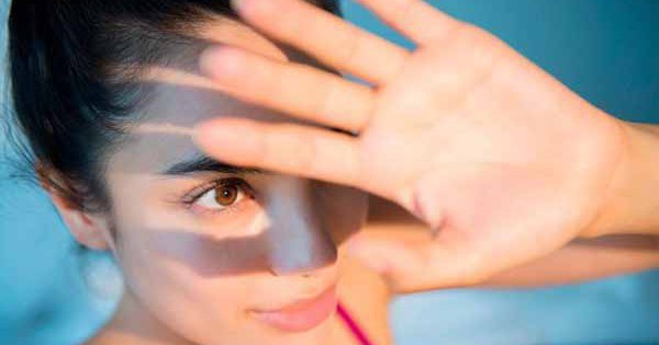 4 nhóm thực phẩm bảo vệ làn da khi đi du lịch