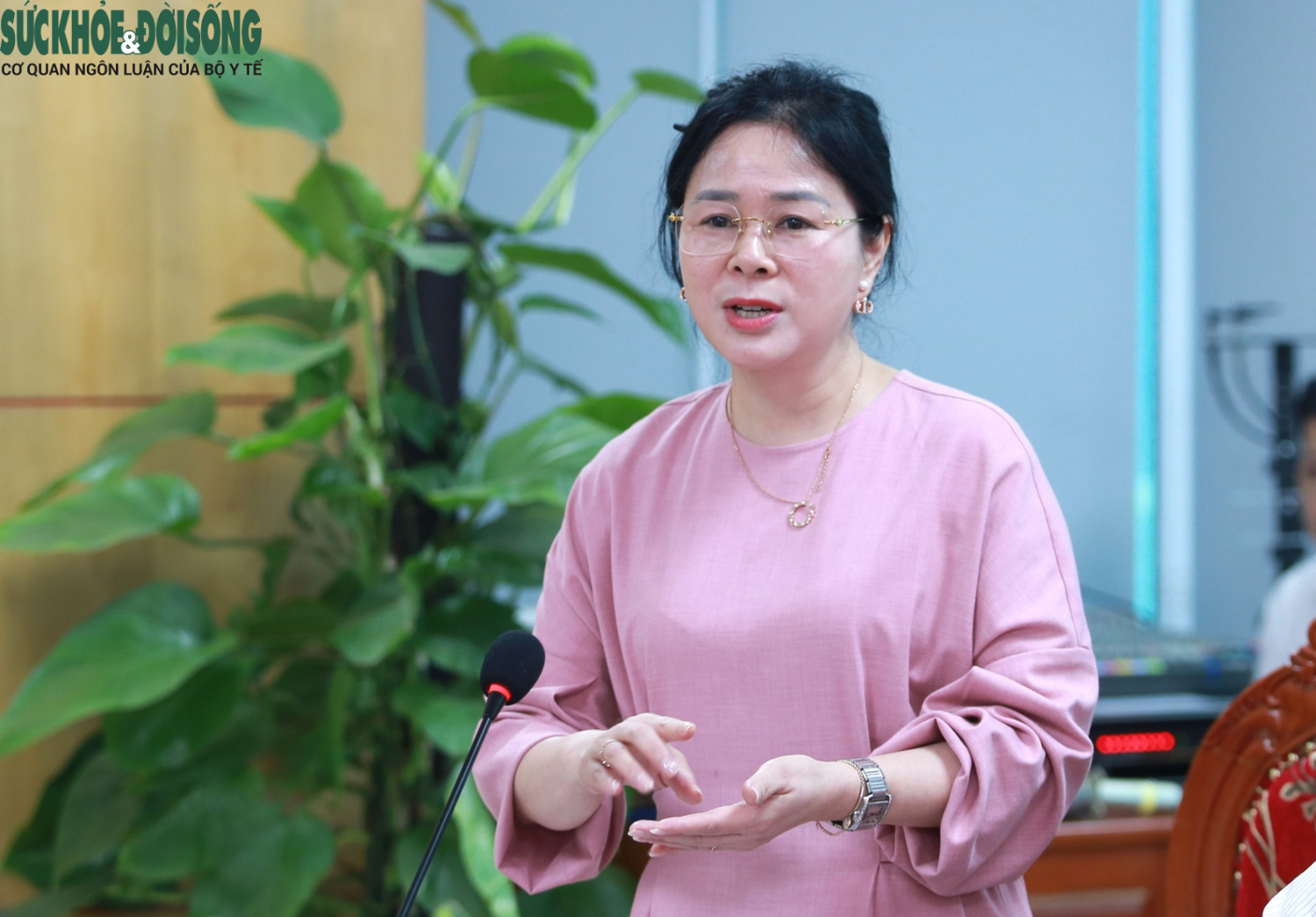 Nghệ An gỡ 'nút thắt' cho Bệnh viện Ung bướu, hướng tới trung tâm điều trị chuyên sâu- Ảnh 4.