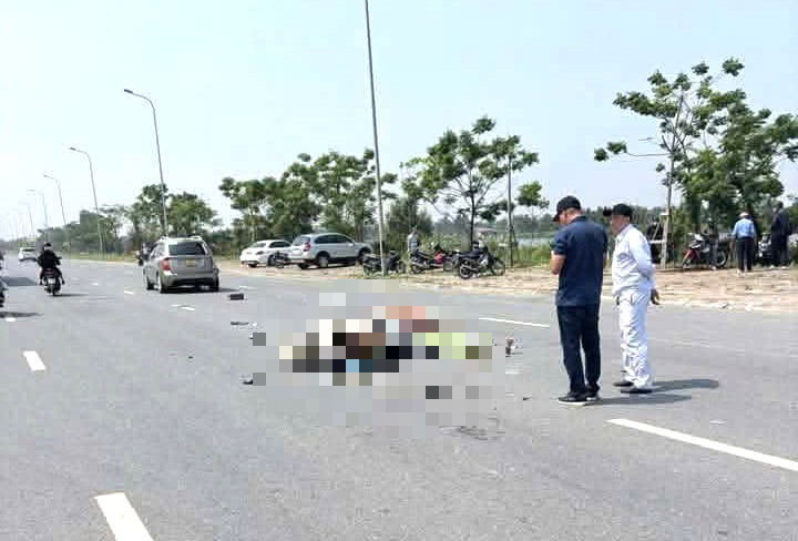 Thương tâm, đôi nam nữ tử vong sau va chạm với ô tô- Ảnh 1.