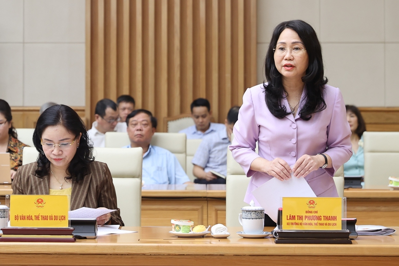 Thủ tướng: Đột phá chính sách để phát triển văn hóa, du lịch thành ngành mũi nhọn- Ảnh 3.