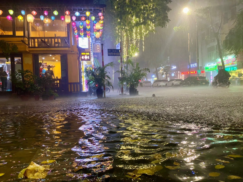 Yêu cầu các địa phương chủ động ứng phó với dông lốc, gió mạnh dịp nghỉ lễ 30/4-1/5- Ảnh 1.