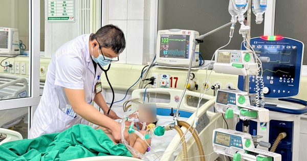 Cúm B không chỉ là cảm cúm thông thường, nhiều ca phải thở máy