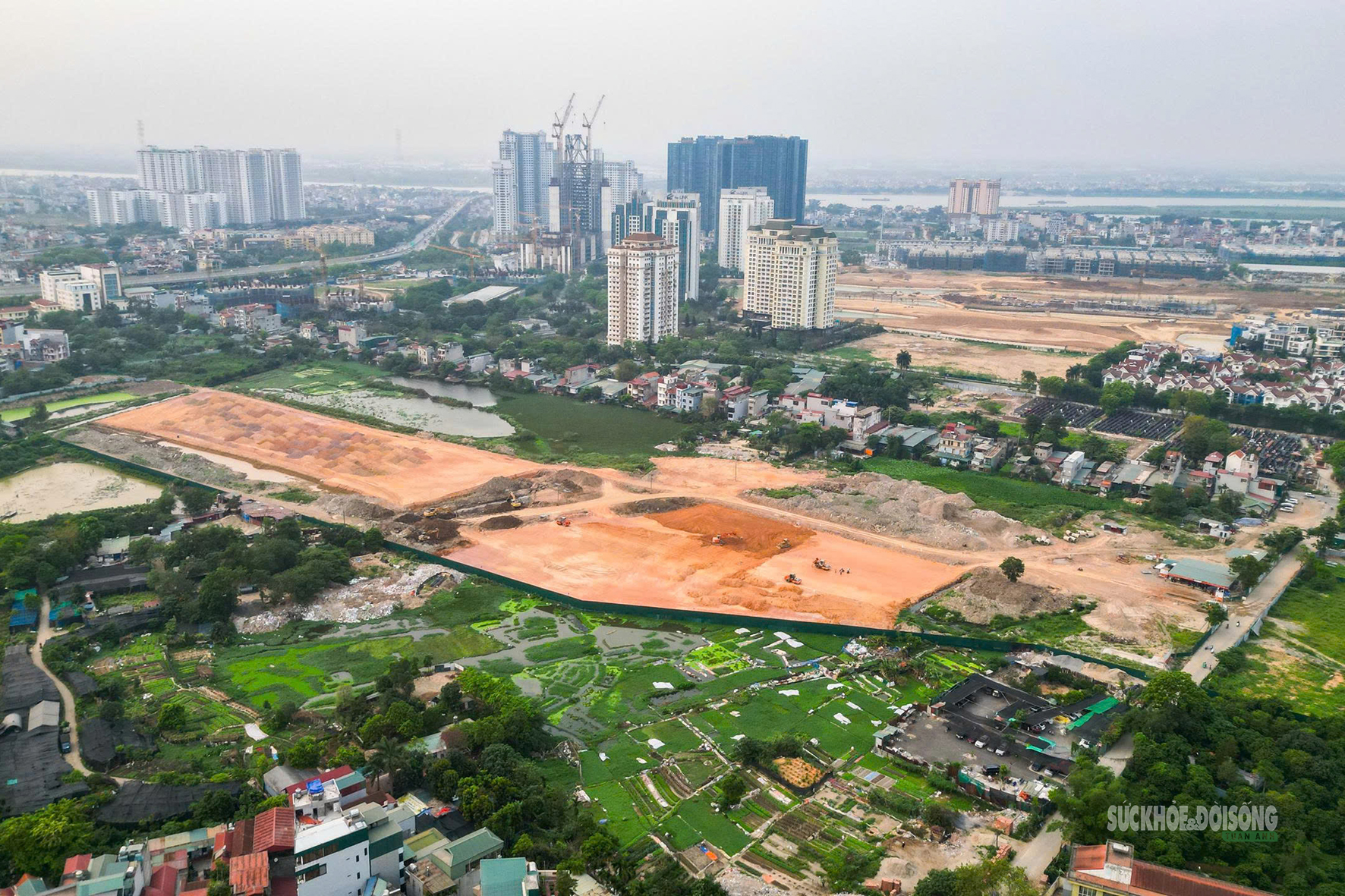 Depot Xuân Đỉnh: Từ bãi đất trống thành đại công trường metro số 2- Ảnh 1.