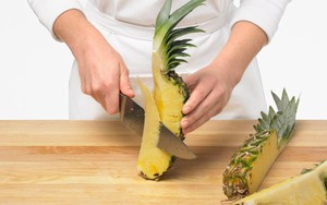 Lý do bạn không nên bỏ phí lõi dứa