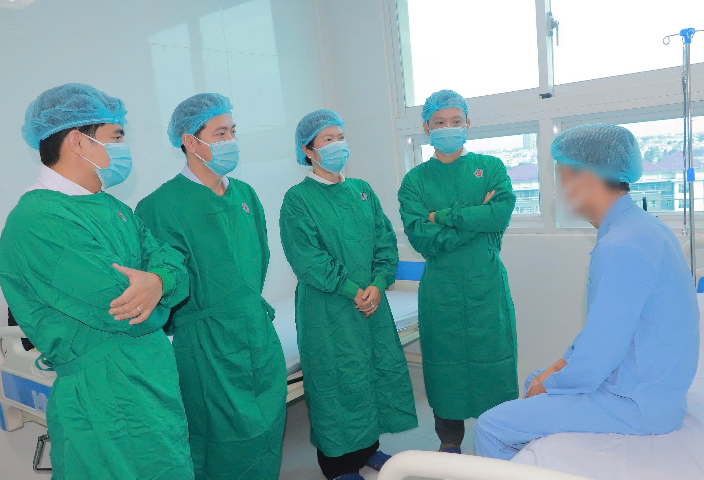 Ghép thận thành công, BVĐK TP Cần Thơ nhận Bằng khen- Ảnh 1.