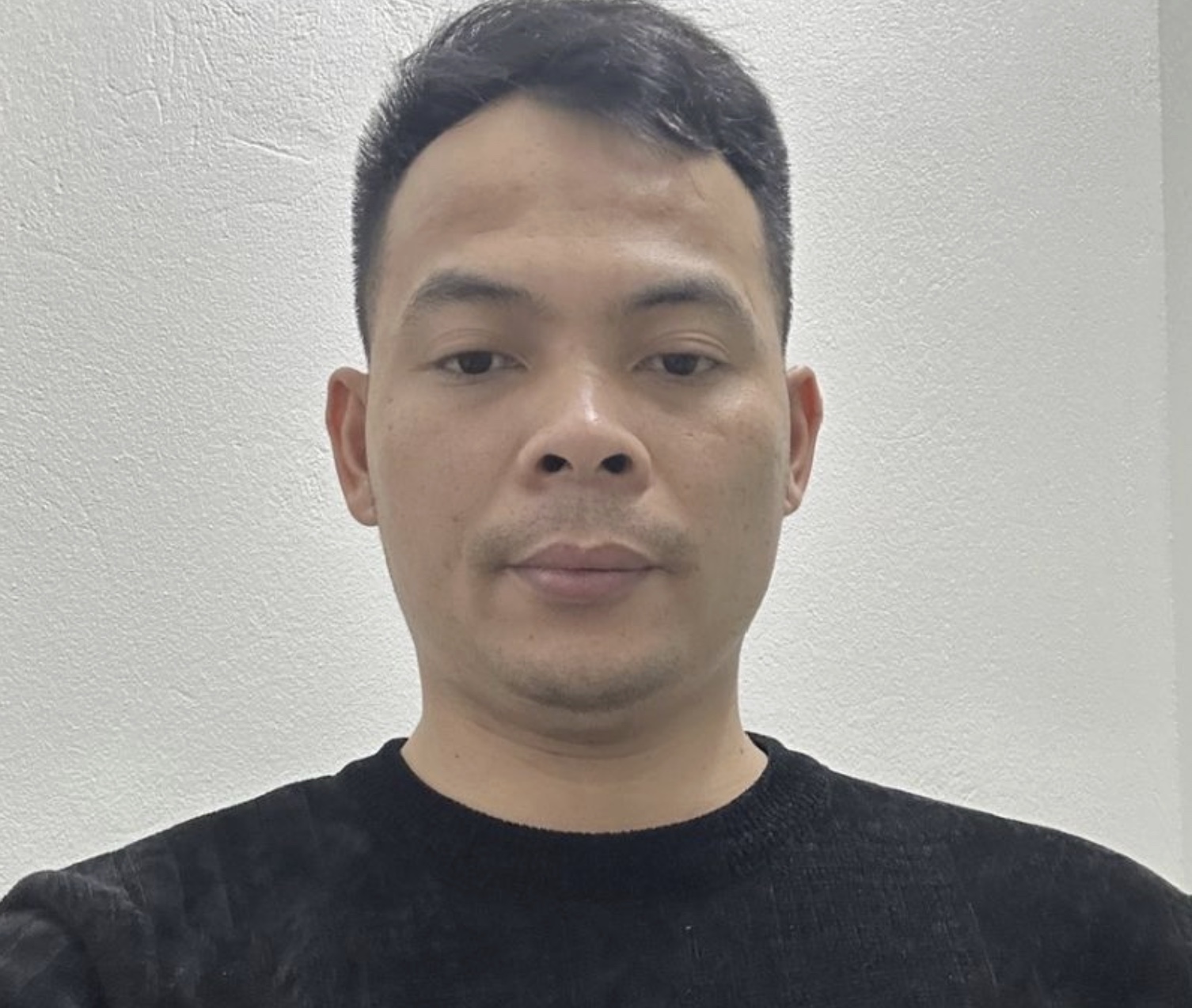 Khởi tố Đinh Văn Cường vì mang 112 chỉ vàng giả đi cầm cố- Ảnh 1.