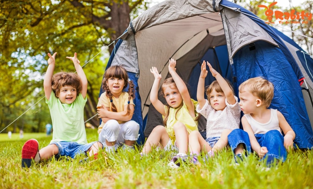 Chuyên gia chỉ ra các loại vaccine cần tiêm trước khi đi du lịch và nghỉ hè cho trẻ- Ảnh 2.