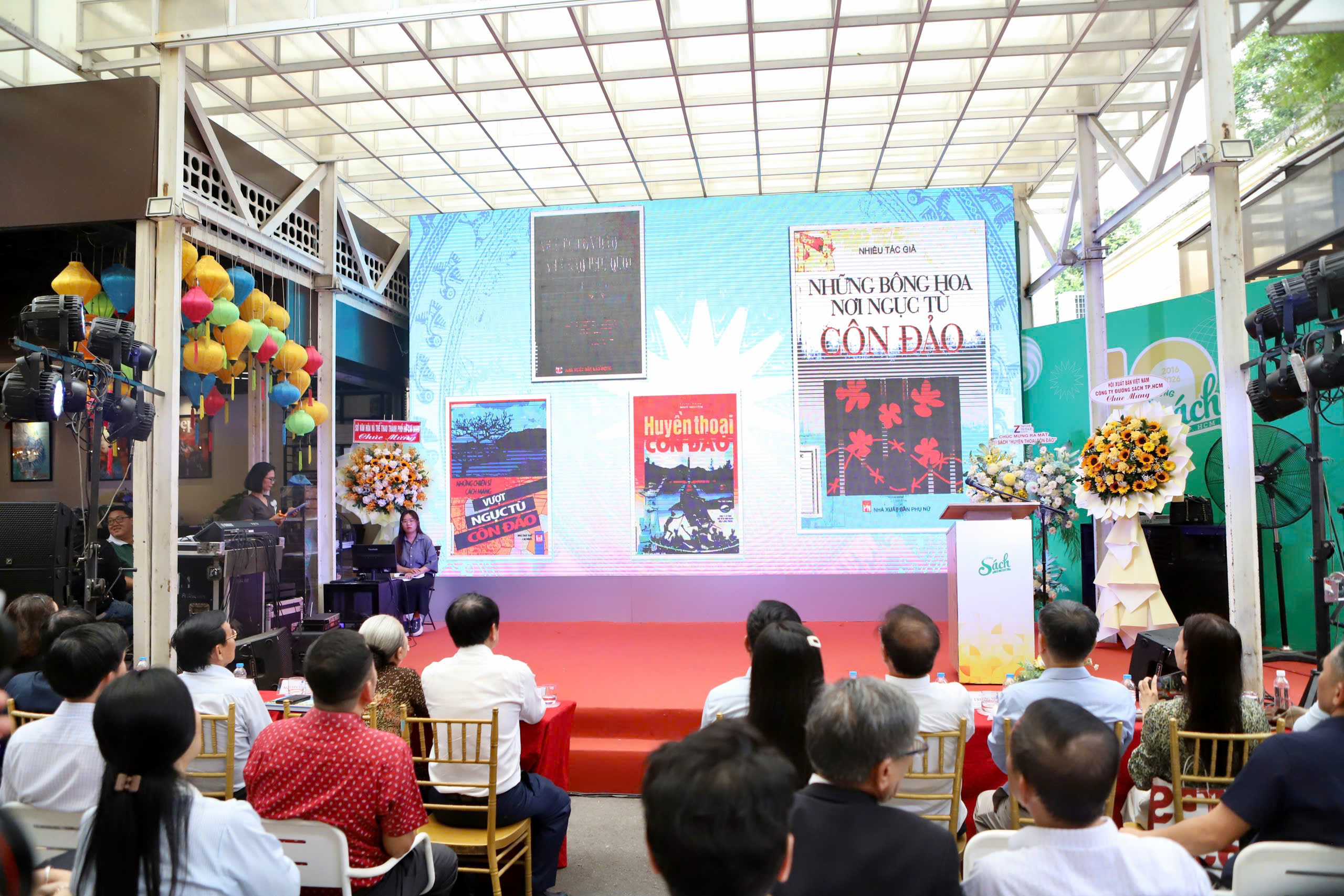 Tủ sách ‘Huyền thoại Côn Đảo’ khơi dậy niềm tự hào từ ký ức lịch sử- Ảnh 1.