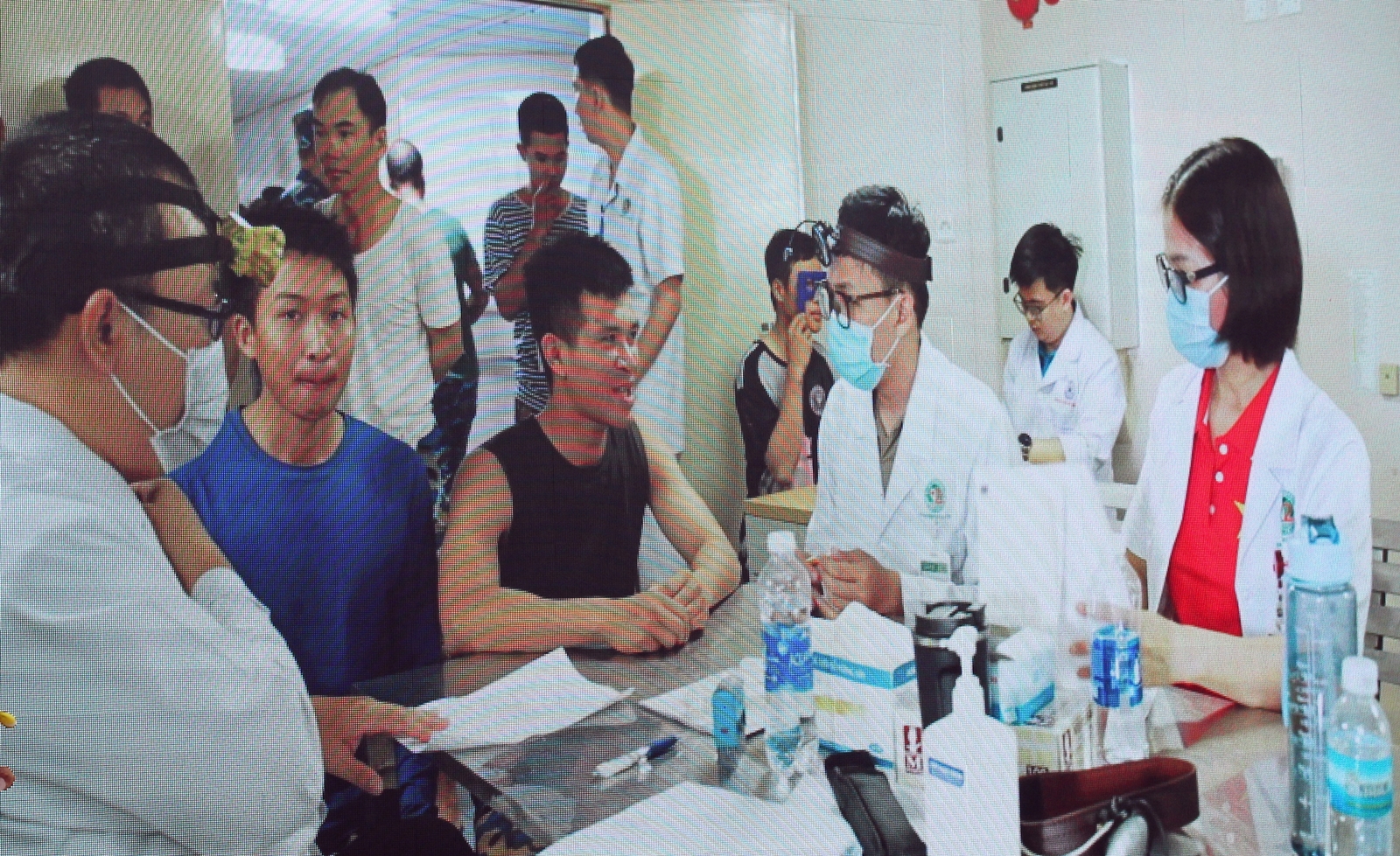 Trường Sa trong trái tim thầy thuốc: Giữ bình yên từ những điều giản dị- Ảnh 2.