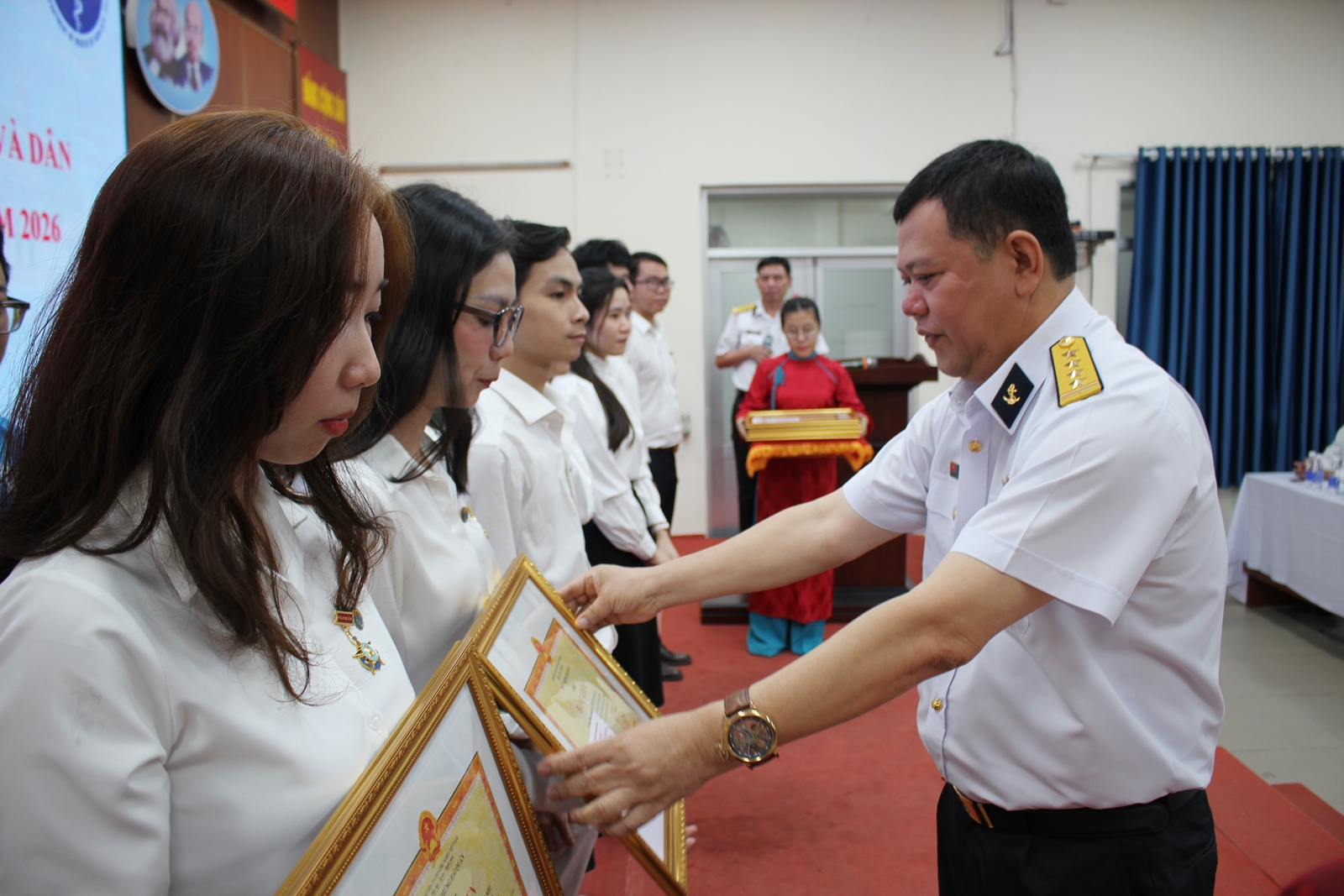 Trường Sa trong trái tim thầy thuốc: Giữ bình yên từ những điều giản dị- Ảnh 4.