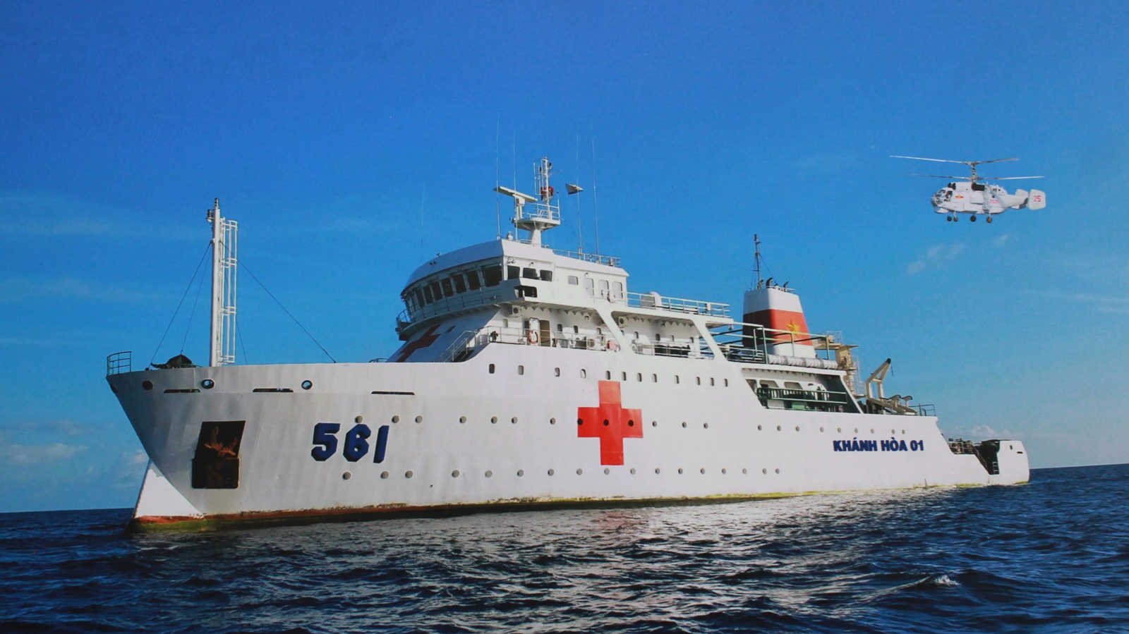 Trường Sa trong trái tim thầy thuốc: Giữ bình yên từ những điều giản dị- Ảnh 1.