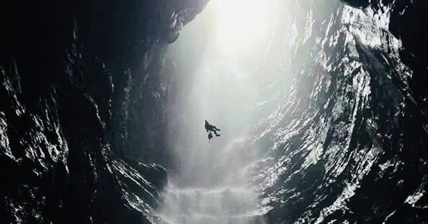 Phát hiện hang động có thác nước bên trong với nhiệt độ thấp lạ thường