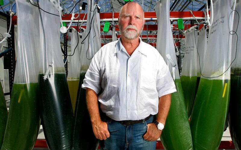 Gương mặt tiên phong trong giải mã bộ gen người qua đời