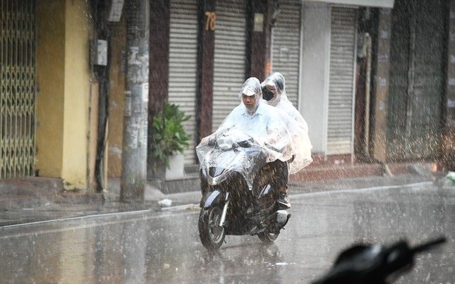 Thời tiết đẹp ngày đầu nghỉ lễ 30/4-1/5- Ảnh 2.