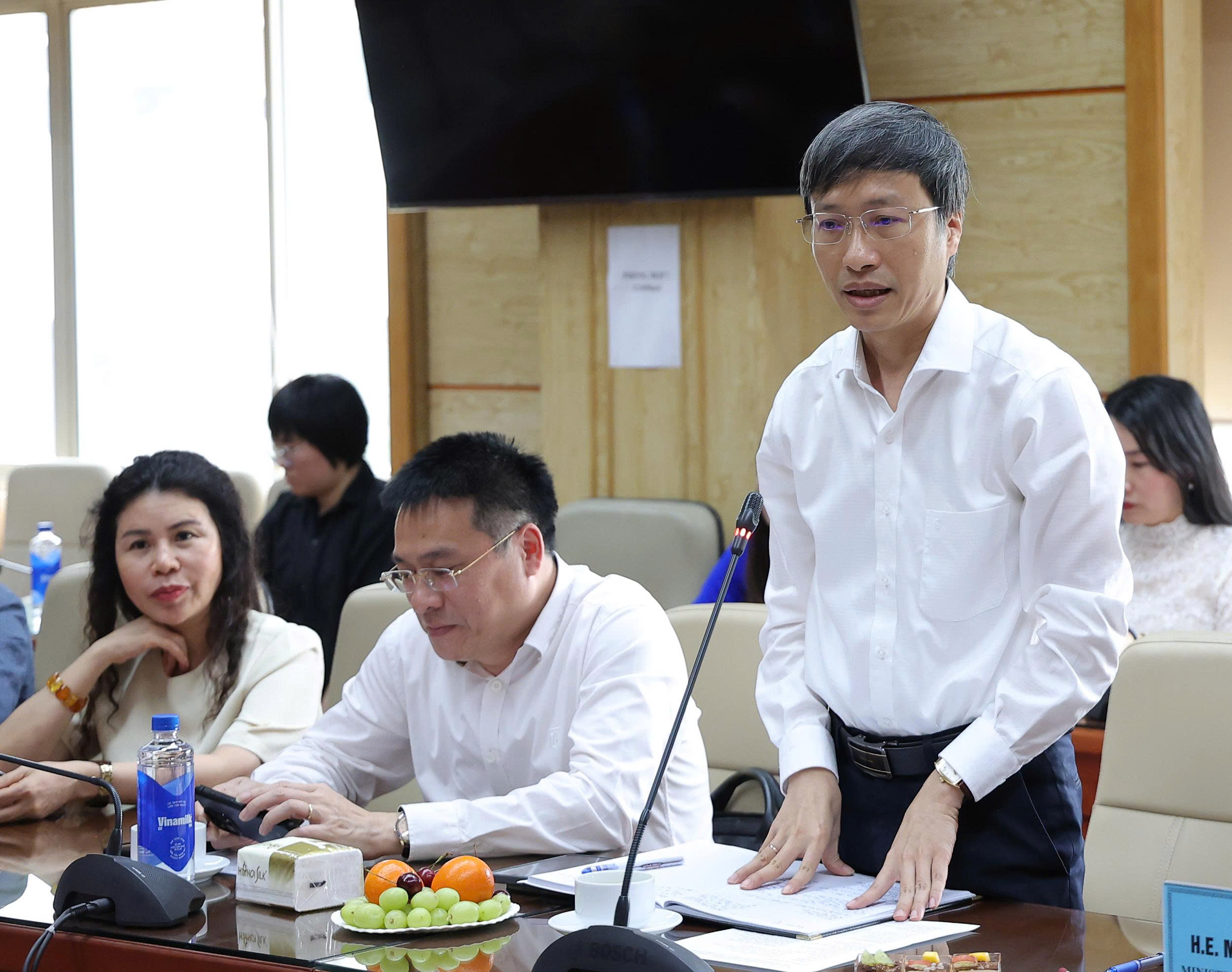 Bộ trưởng Đào Hồng Lan tiếp và làm việc với Chủ tịch khu vực châu Á - Thái Bình Dương của MSD- Ảnh 7.