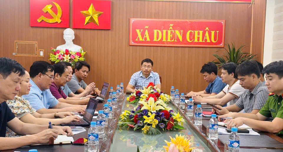 Nghệ An kêu gọi người từng mua bánh mì Quỳnh theo dõi sức khỏe sau vụ nghi ngộ độc thực phẩm- Ảnh 1.