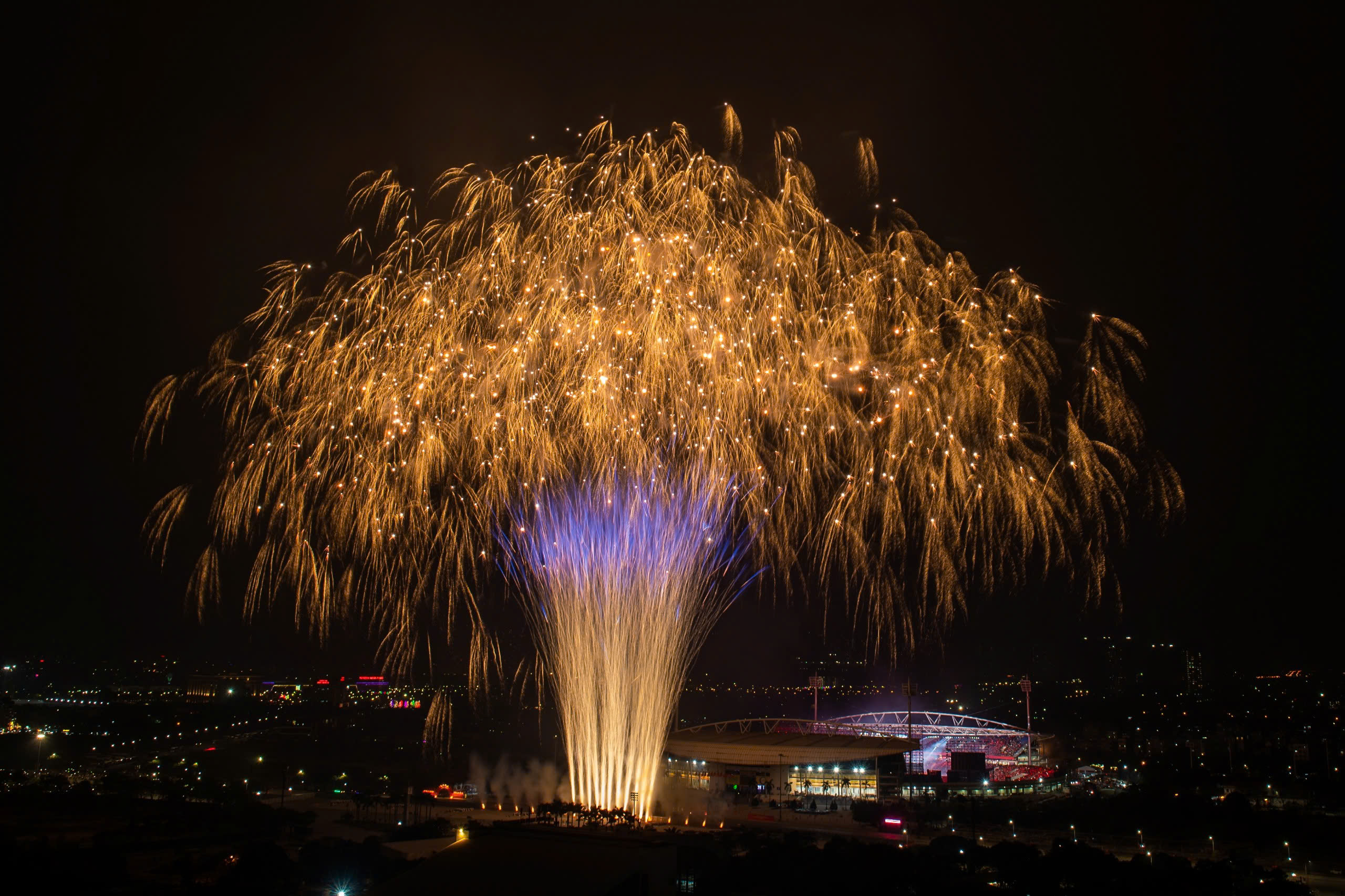 Người tham gia giao thông cần biết: Tạm cấm, hạn chế phương tiện quanh Mỹ Đình tối 28/4- Ảnh 2.