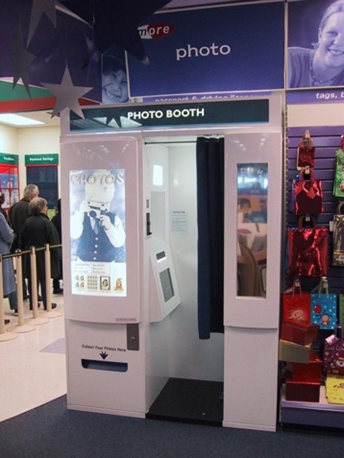 Cảnh báo lộ dữ liệu cá nhân từ dịch vụ photobooth dùng mã QR- Ảnh 1.