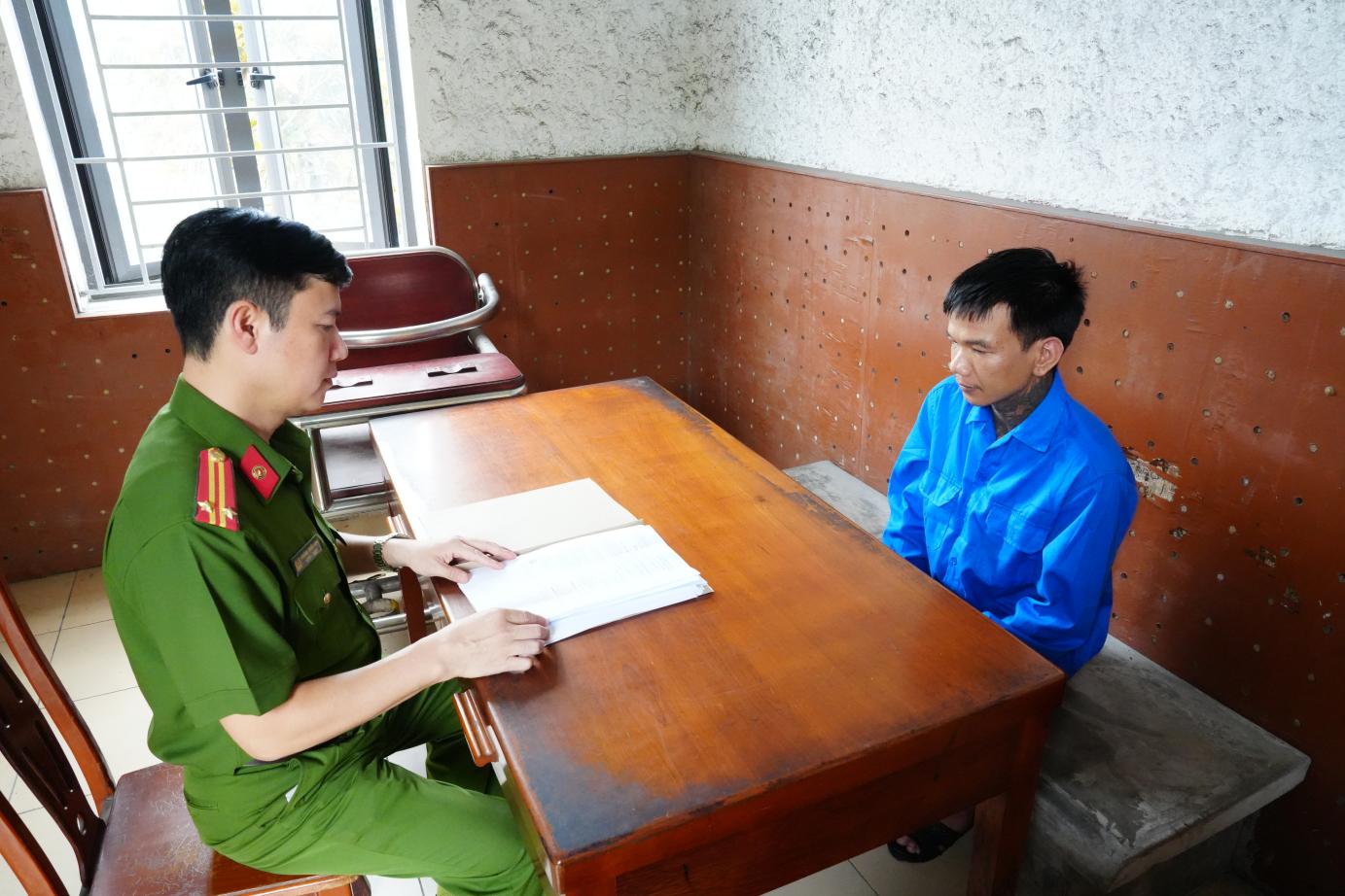 Mâu thuẫn trong lúc làm việc, gã công nhân lên kế hoạch trả thù đồng nghiệp- Ảnh 1.