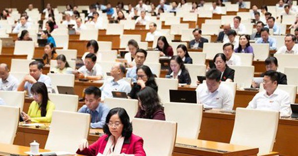 Hôm nay, Quốc hội biểu quyết thông qua nhiều luật quan trọng