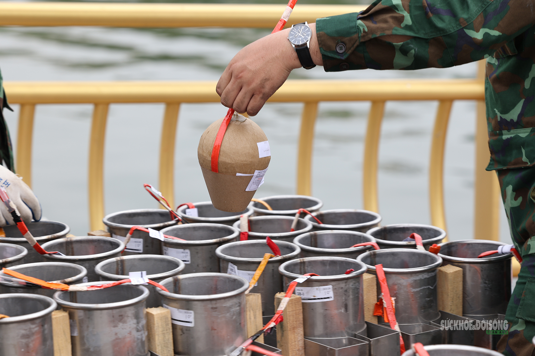 Sẵn sàng cho màn pháo hoa rực sáng Đất Tổ- Ảnh 11.