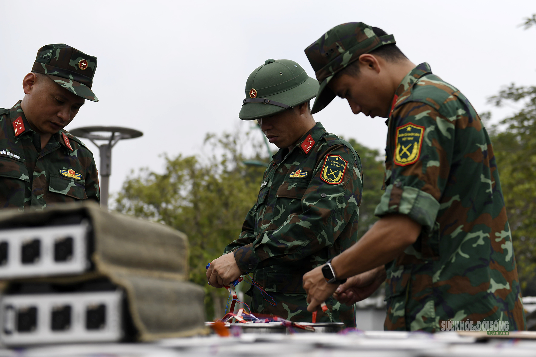 Sẵn sàng cho màn pháo hoa rực sáng Đất Tổ- Ảnh 2.