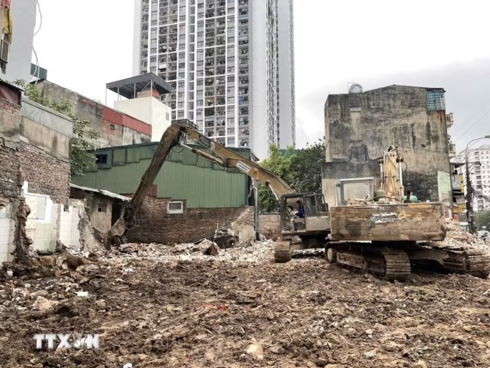 Hà Nội: Quyết tâm kịp tiến độ bàn giao mặt bằng đường Tam Trinh mở rộng trước 30/4- Ảnh 1.