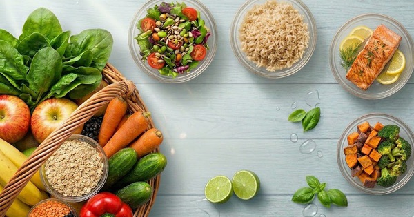 6 quy tắc dễ áp dụng chế độ ăn lành mạnh theo tiêu chuẩn quốc tế