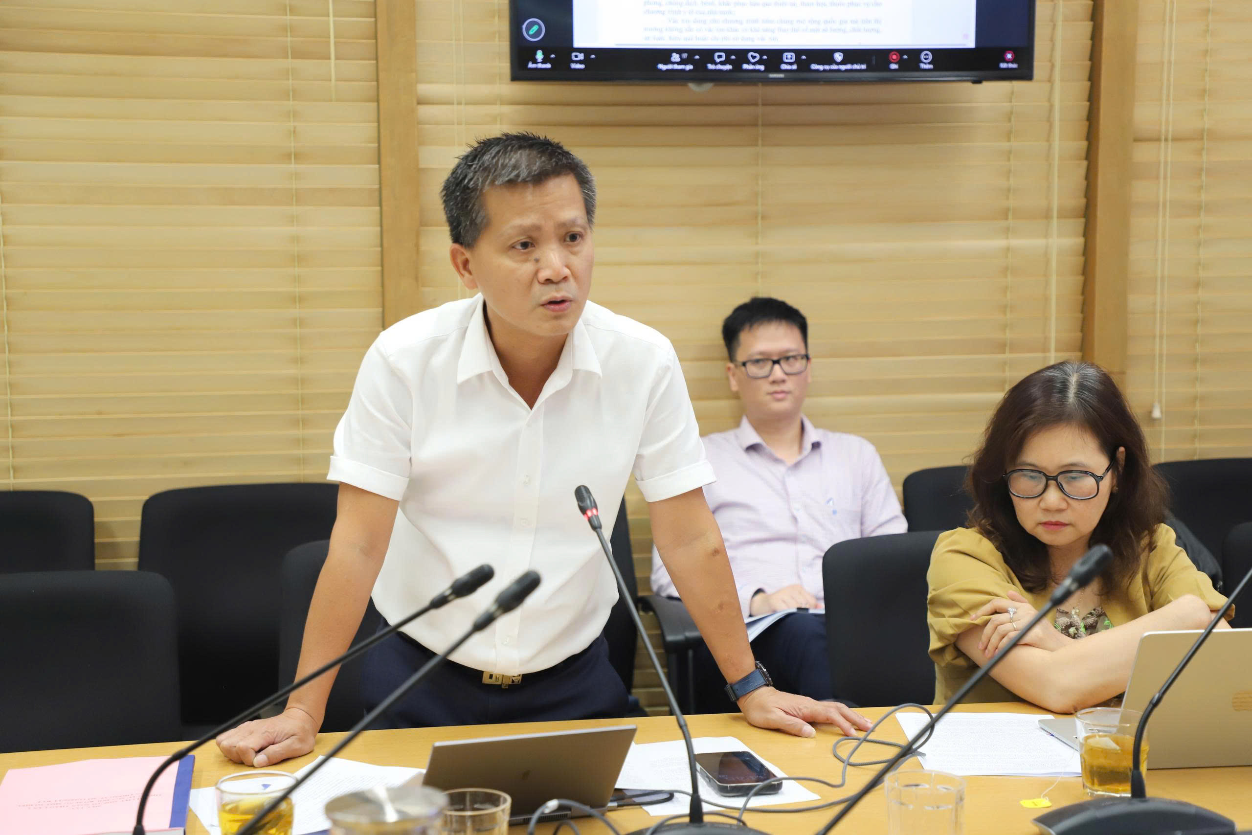 Sửa đổi Thông tư hiện hành theo hướng mở, thúc đẩy ứng dụng công nghệ trong đăng ký, lưu hành thuốc- Ảnh 2.