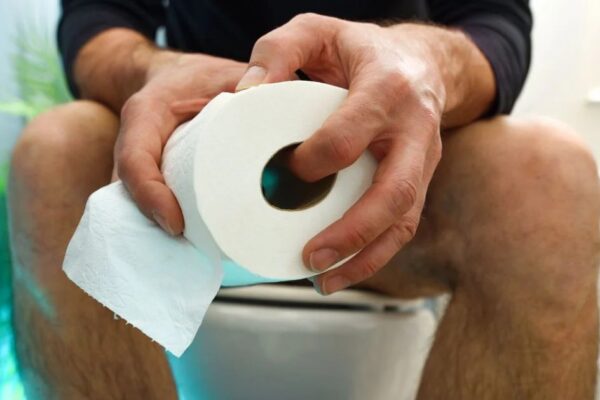Hậu quả khôn lường từ việc nhịn đại tiện quá lâu