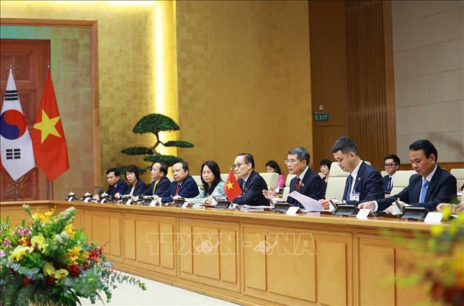 Thủ tướng Lê Minh Hưng hội kiến Tổng thống Hàn Quốc Lee Jae Myung- Ảnh 7.