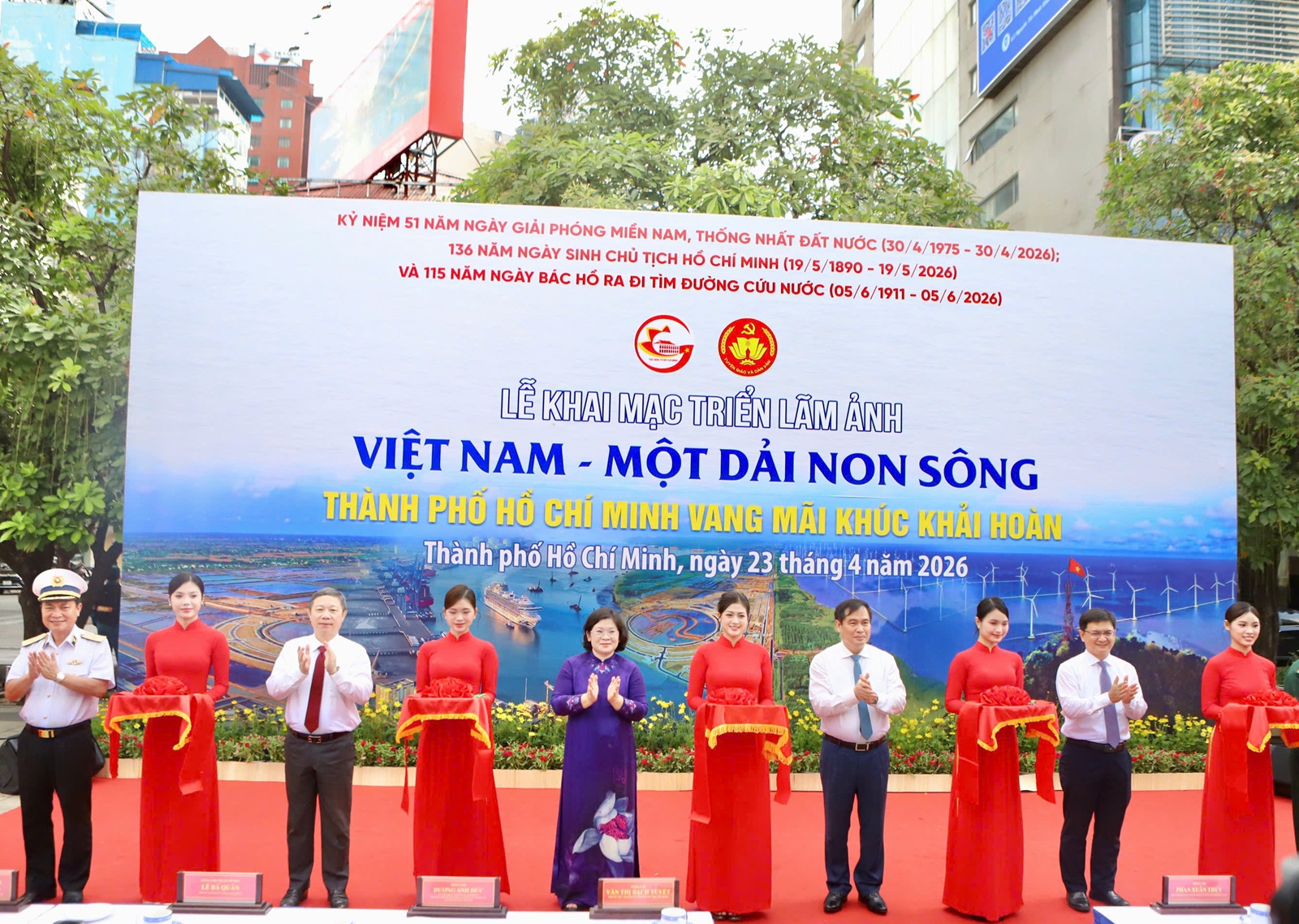 TPHCM trưng bày hơn 300 tác phẩm tái hiện lịch sử hào hùng của dân tộc- Ảnh 4.