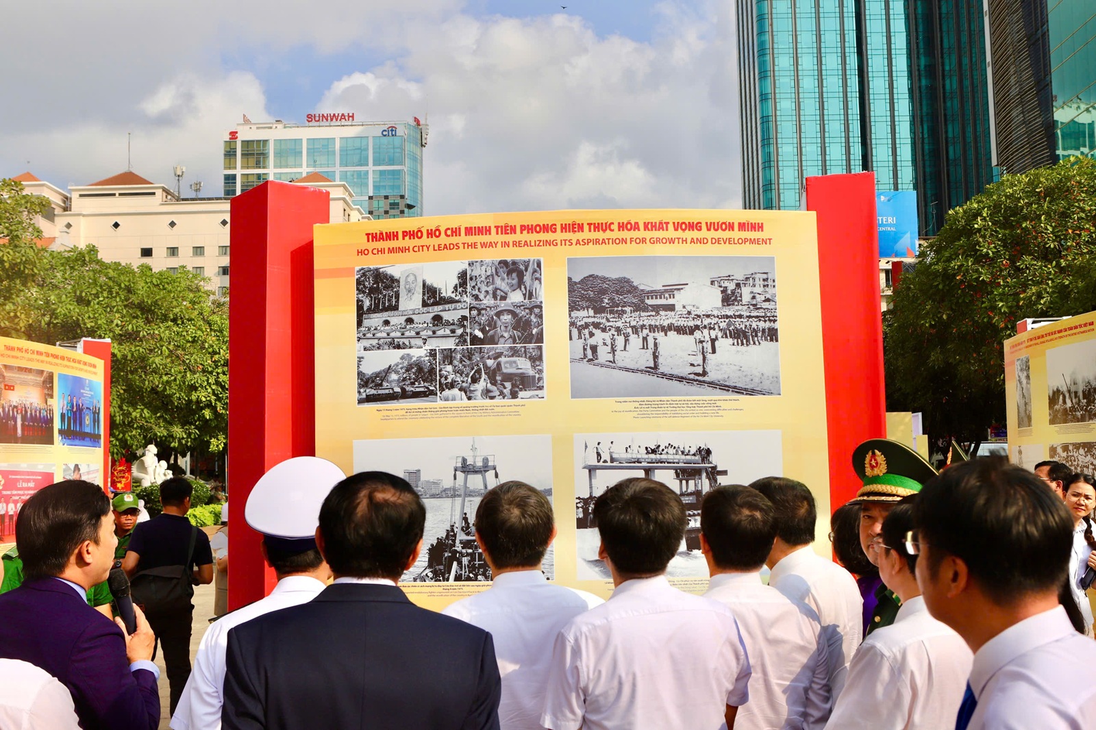 TPHCM trưng bày hơn 300 tác phẩm tái hiện lịch sử hào hùng của dân tộc- Ảnh 6.