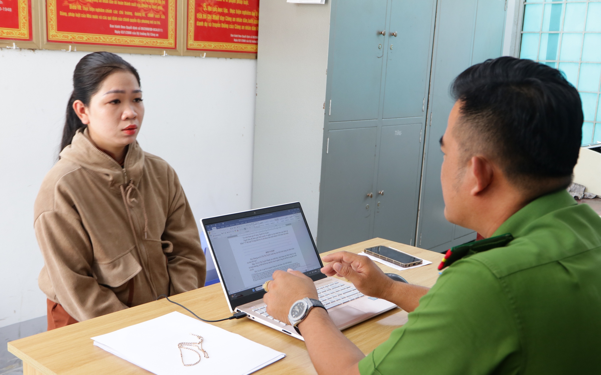 Phát hiện bạn gái có người mới nhưng giấu, đối tượng dùng dao đâm khiến 2 người tử vong- Ảnh 2.