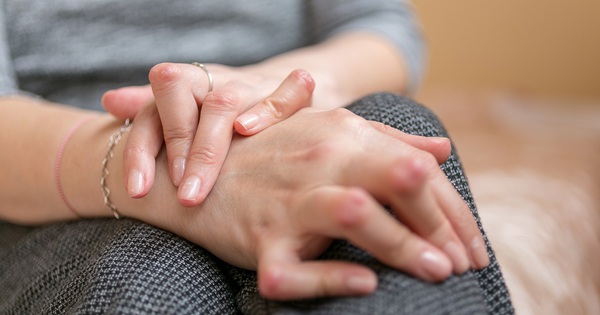 Nhận biết các giai đoạn của viêm khớp dạng thấp