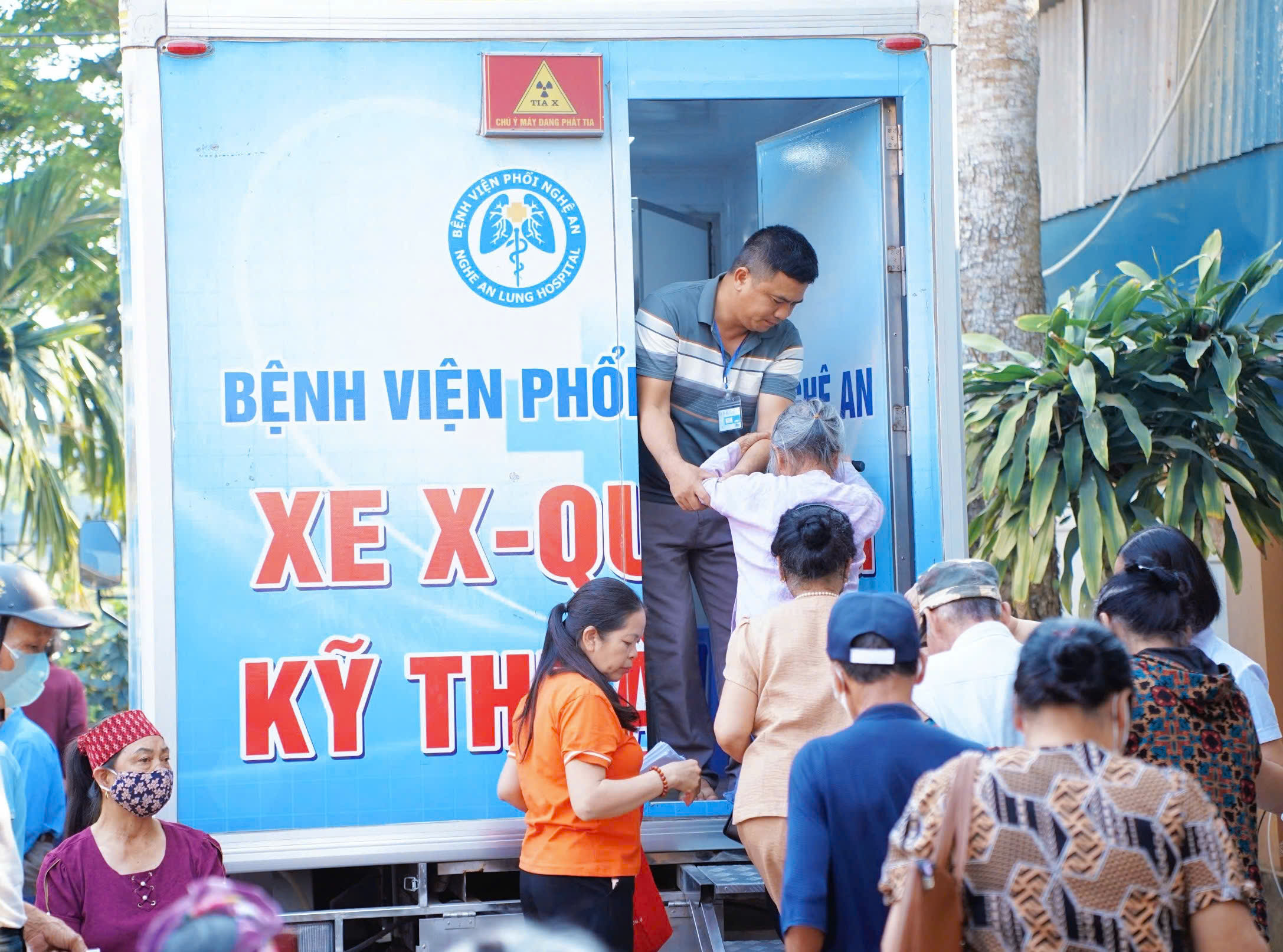 Sàng lọc cộng đồng tại Nghệ An phát hiện 171 ca nghi mắc bệnh lao- Ảnh 3.