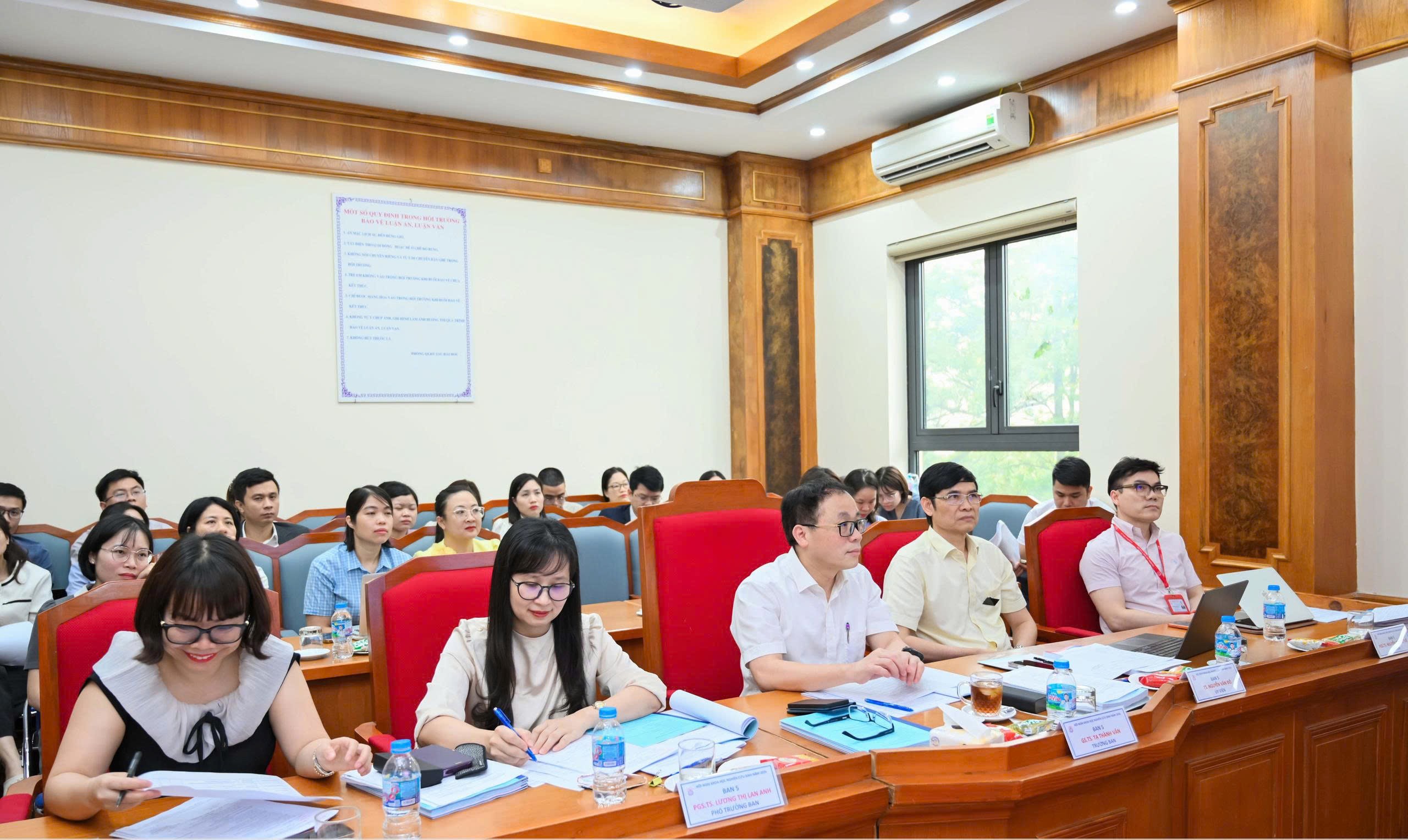 Trường Đại học Y Hà Nội hướng tới mục tiêu 1.000 nghiên cứu sinh gắn với chuẩn mực công bố quốc tế- Ảnh 4.