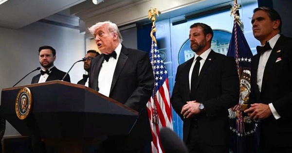 Xả súng tại tiệc báo chí Nhà Trắng: ông Trump thoát nạn, nghi phạm bị bắt giữ